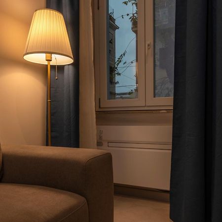Bastioni Central Apartment Civitavecchia Bagian luar foto