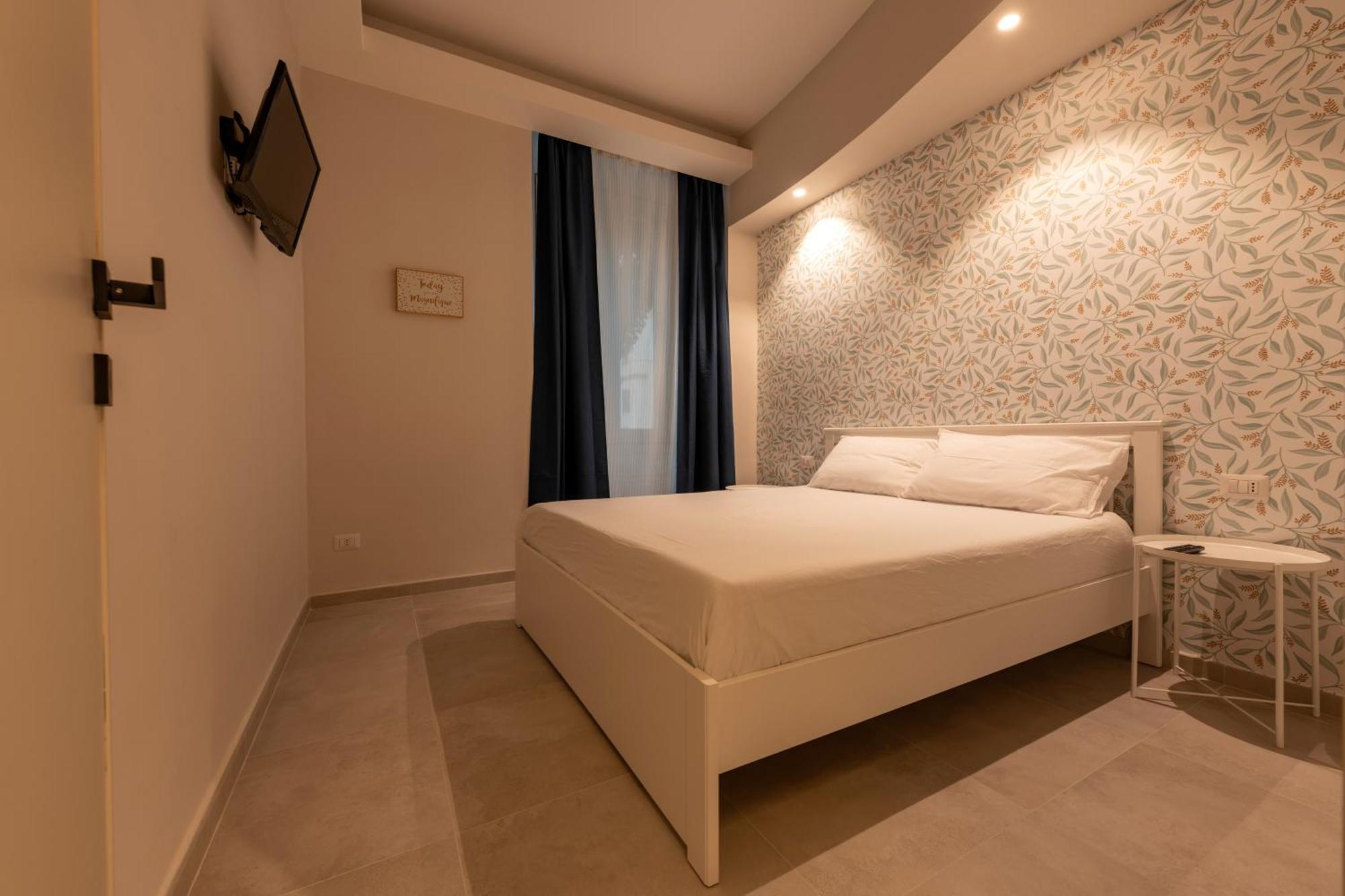 Bastioni Central Apartment Civitavecchia Bagian luar foto