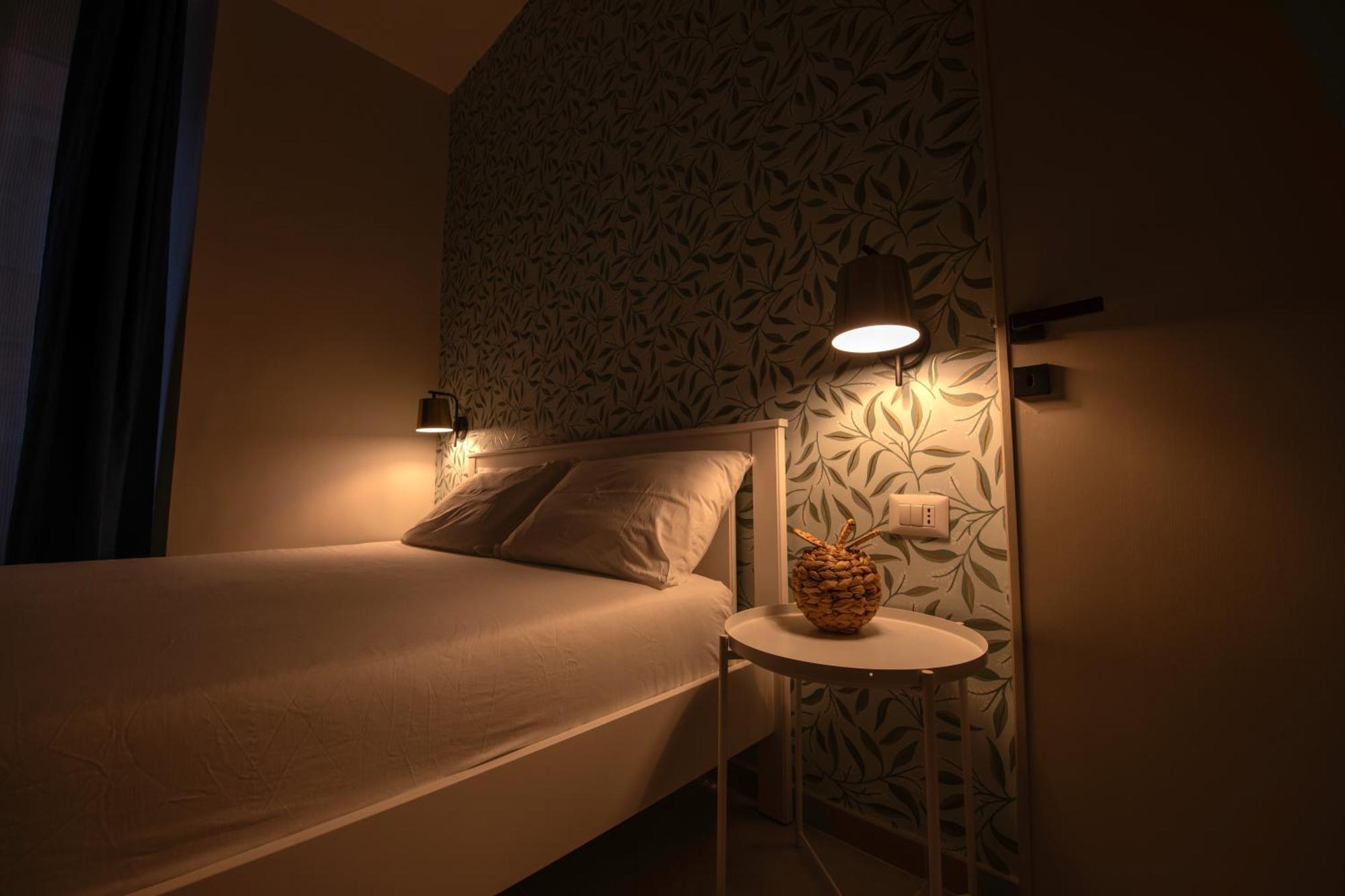 Bastioni Central Apartment Civitavecchia Bagian luar foto