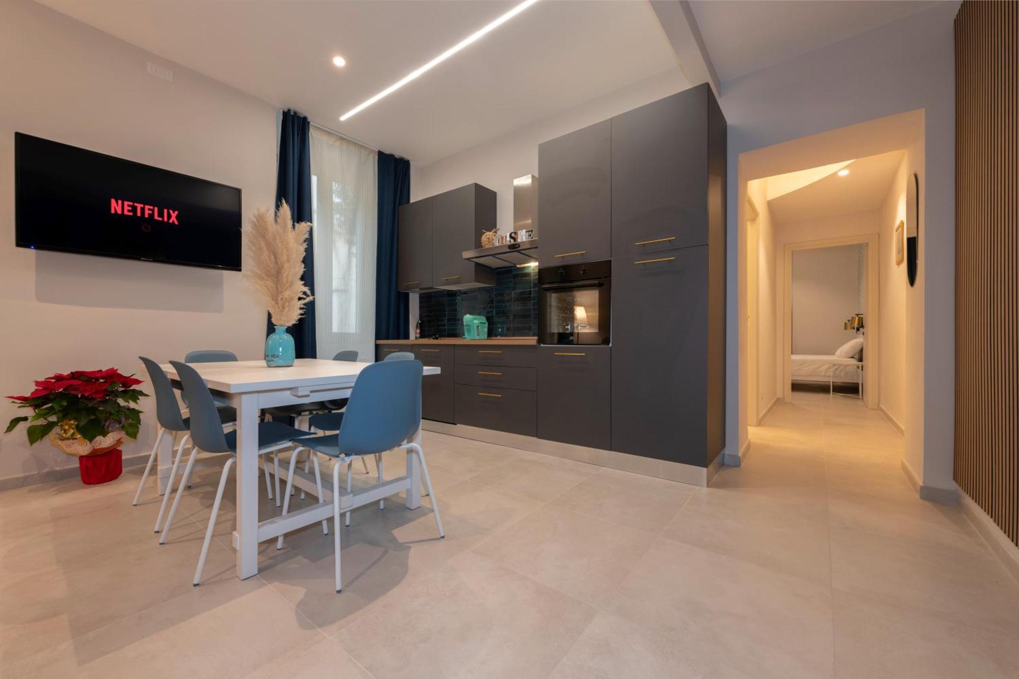 Bastioni Central Apartment Civitavecchia Bagian luar foto