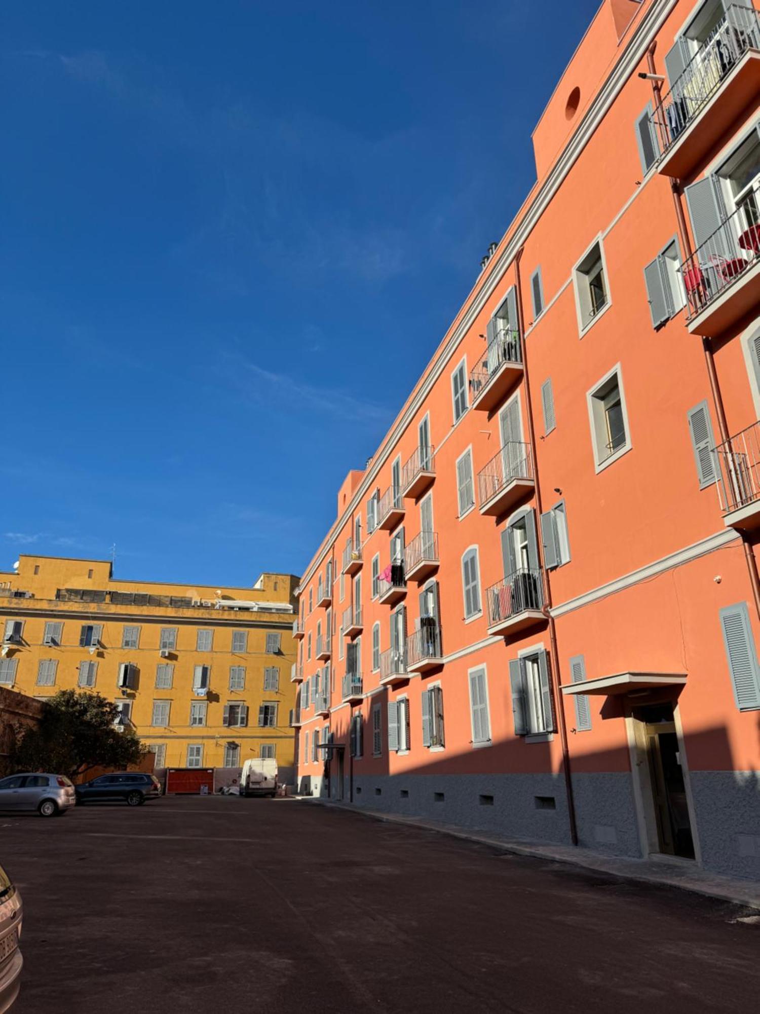 Bastioni Central Apartment Civitavecchia Bagian luar foto