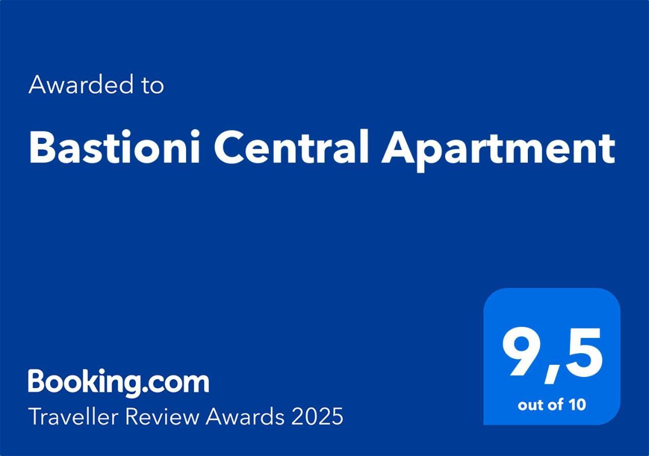 Bastioni Central Apartment Civitavecchia Bagian luar foto